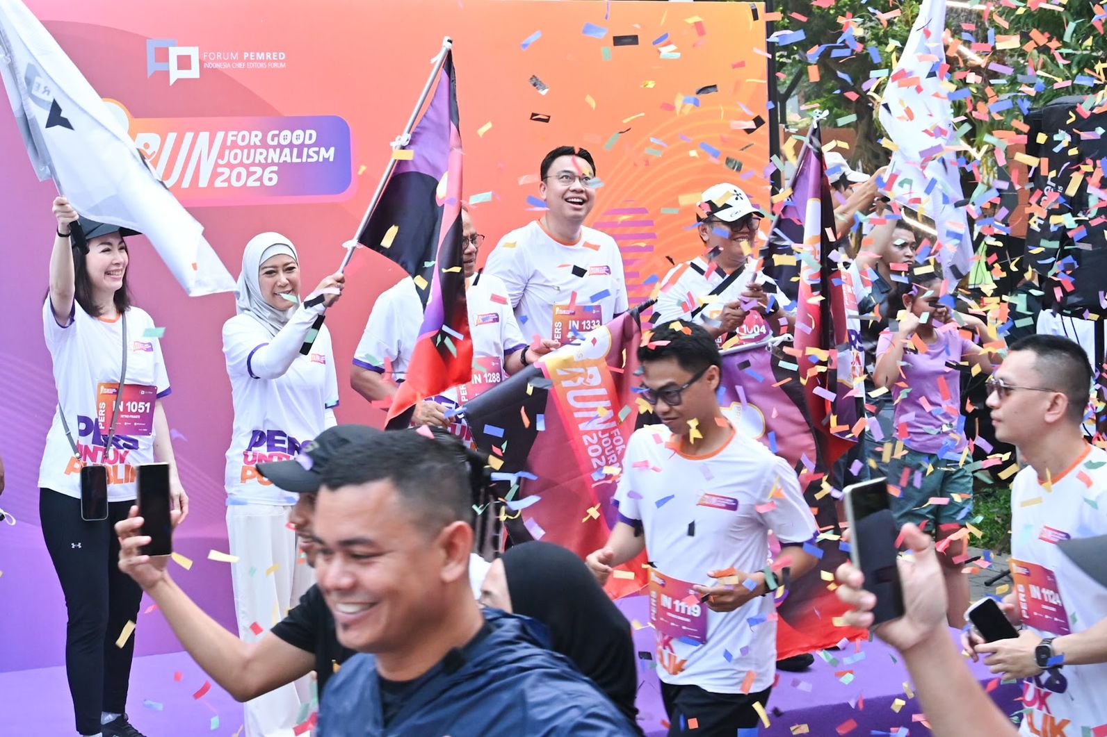 Lari Bersama Insan Pers, Wamenkomdigi Angga Raka Ingatkan Berita Harus Utuh dan Sesuai Fakta